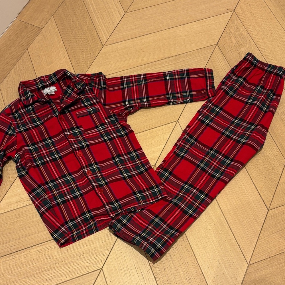 Petite Plume Kids Red Tartan Plaid Pajama Set Size 8